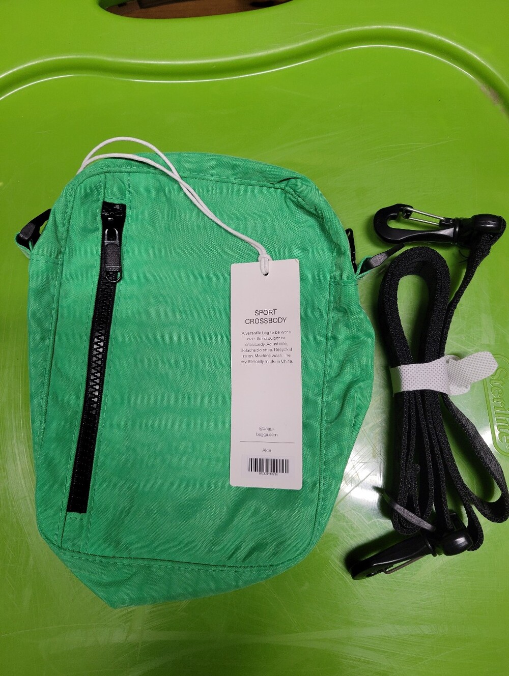 Baggu Sport Crossbody Aloe Nwt